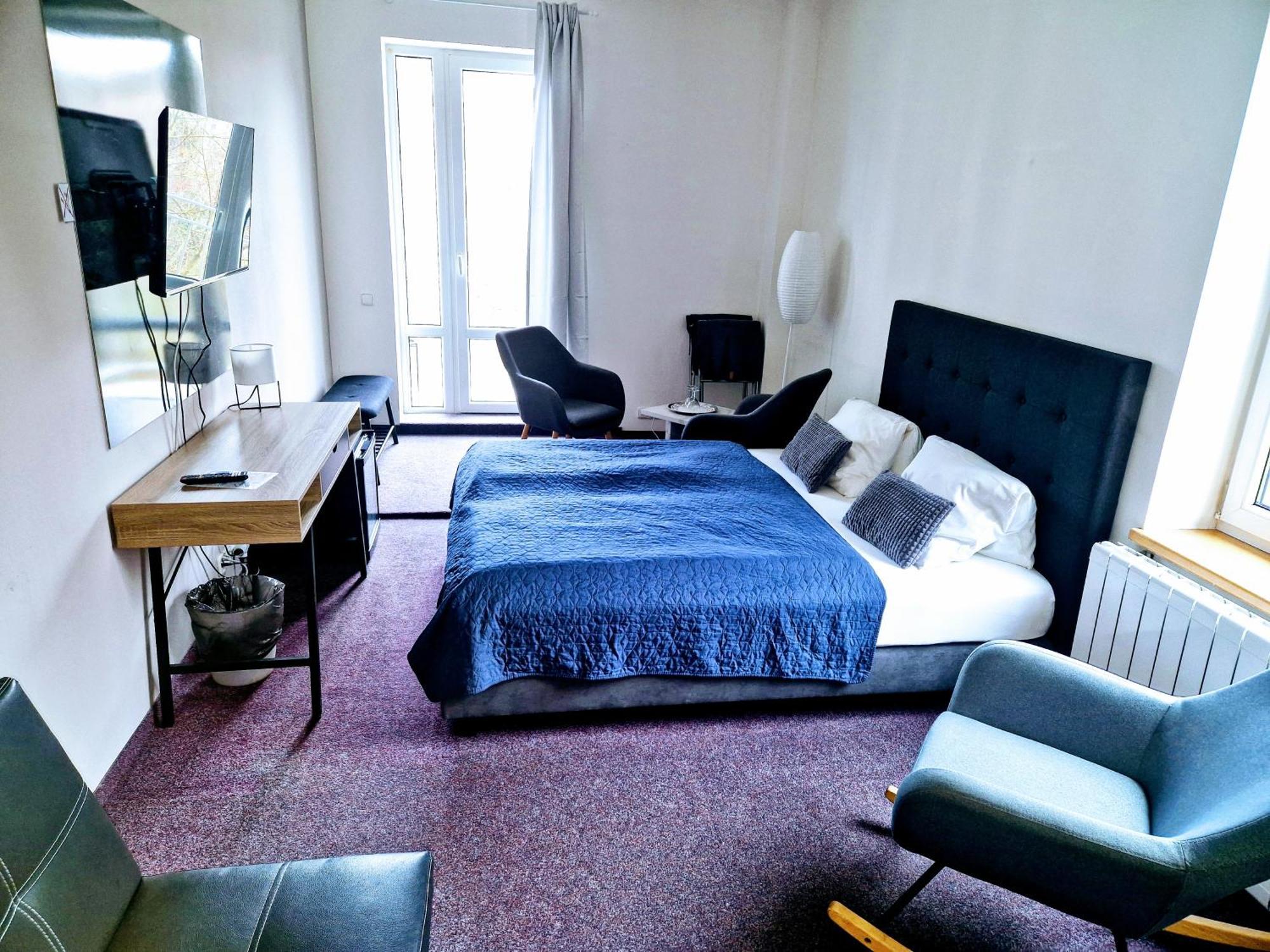 Family Hotel Maxim Beroun  Buitenkant foto